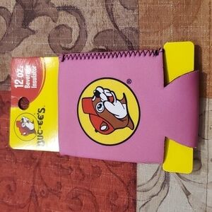 🐻     Buc-ee's Coozie NWT